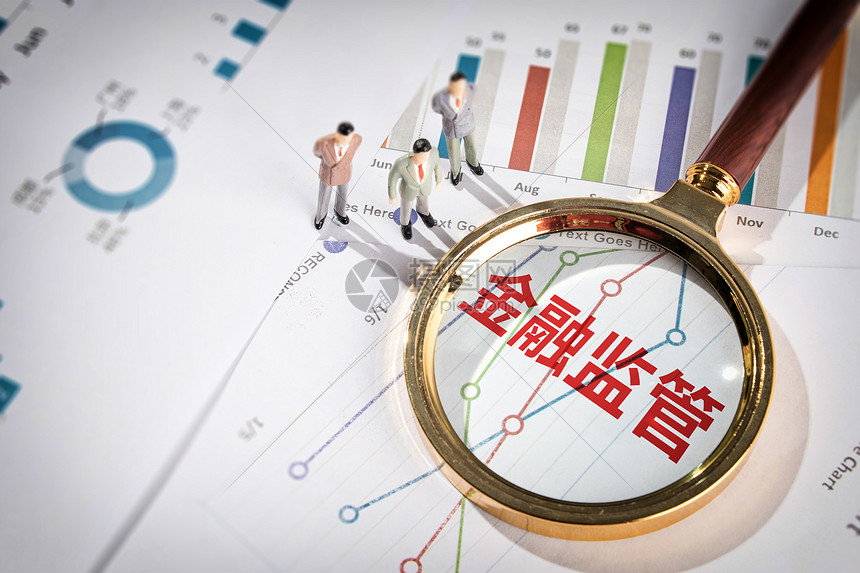 港南区全面推行“个转企”一件事服务